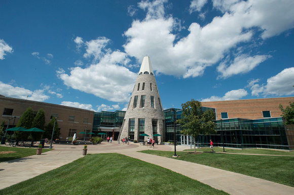 2016 University Center