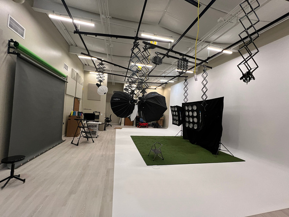 2nd floor Photography and Multimedia photo studio